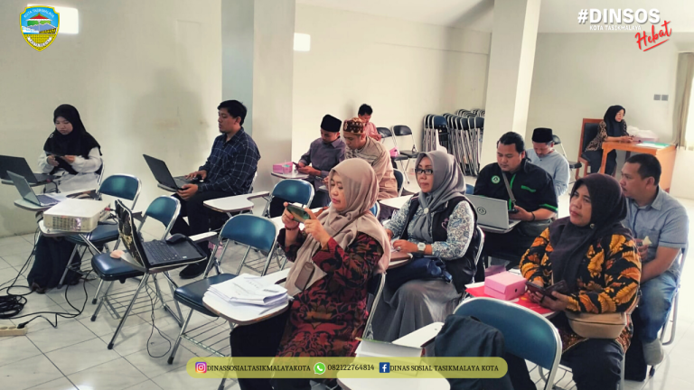 Giat Sosialisasi Akreditasi Bagi Lembaga Kesejahteraan Sosial di Aula Dinas Sosial